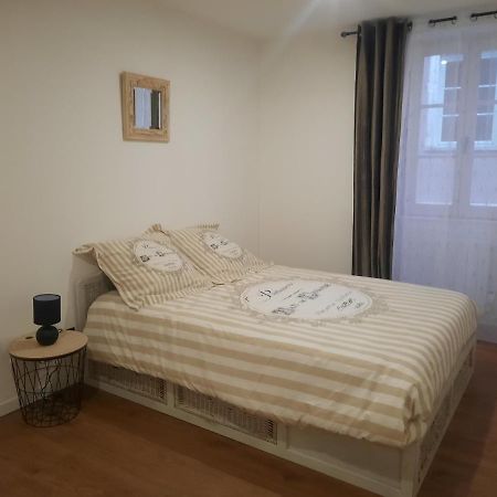 Apartamento Le Refuge Du Bonheur Trévoux Exterior foto
