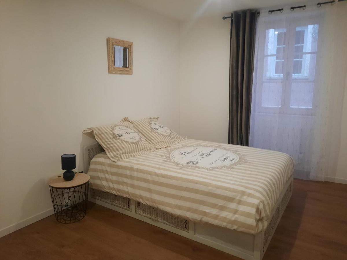 Apartamento Le Refuge Du Bonheur Trévoux Exterior foto