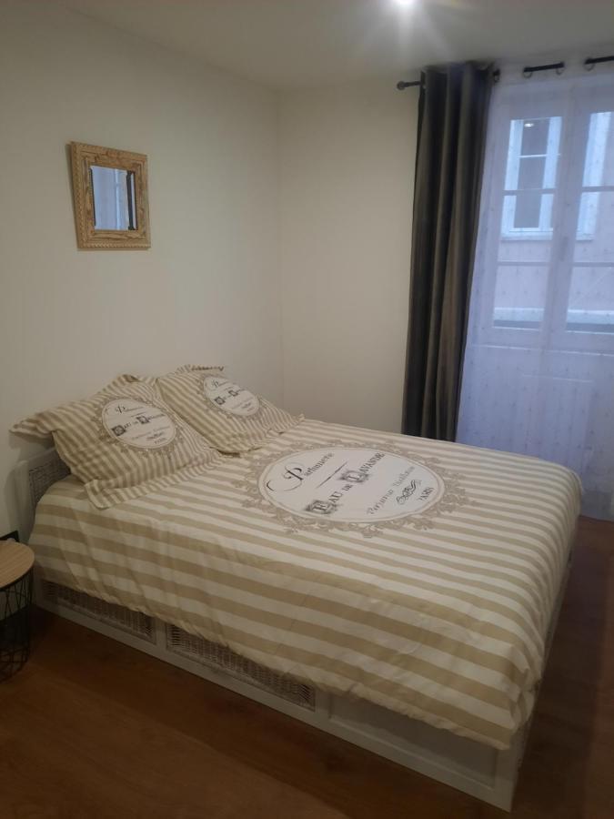 Apartamento Le Refuge Du Bonheur Trévoux Exterior foto