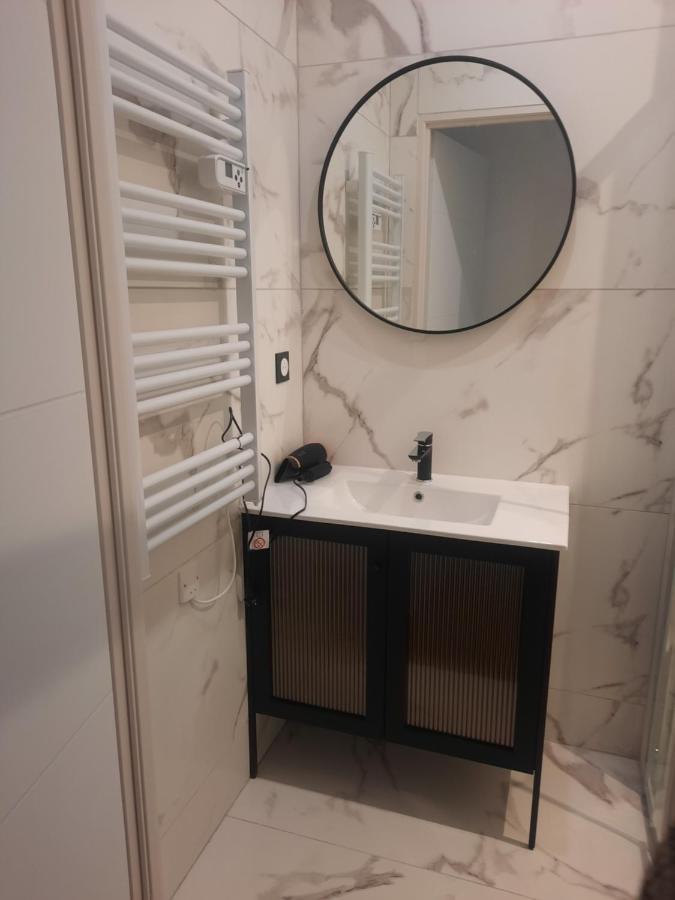 Apartamento Le Refuge Du Bonheur Trévoux Exterior foto